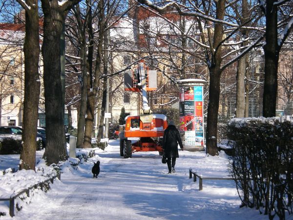 Radweg in der Tengstraße mit Schnee