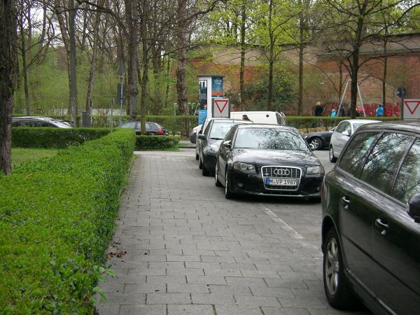 Parkende Autos Tengstraße