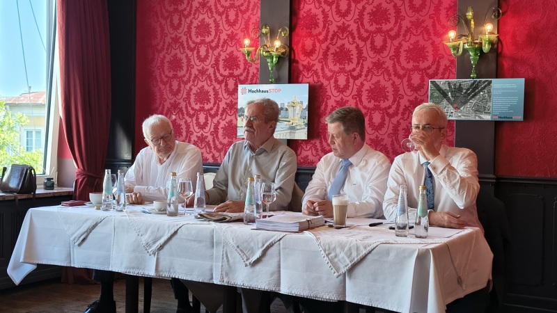 Pressekonferenz mit Wolfgang Czisch, Christian Ude, Robert Brannekämper (und Moderator)